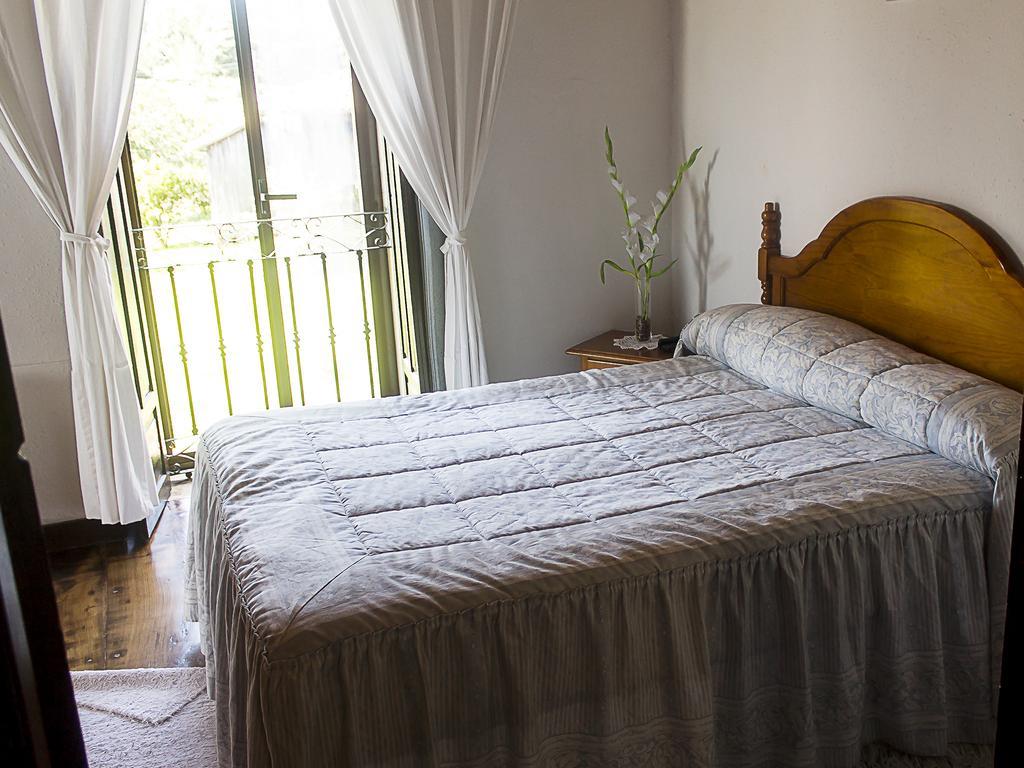 La Casona De Faedo Pension Hotell Eksteriør bilde