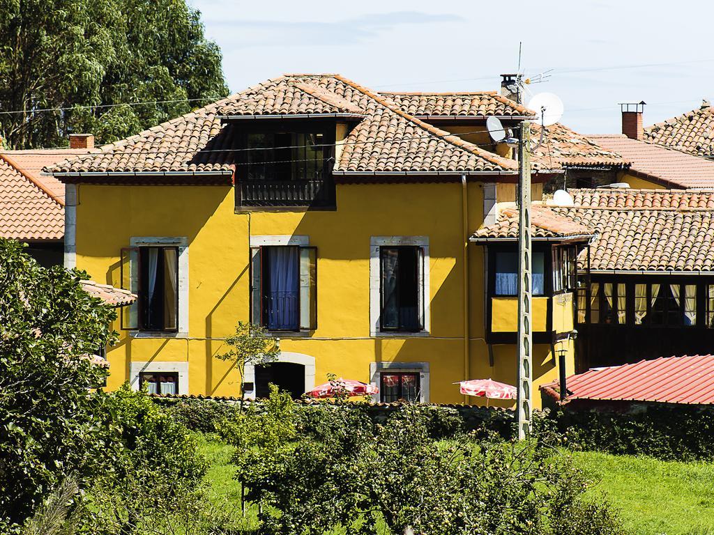 La Casona De Faedo Pension Hotell Eksteriør bilde